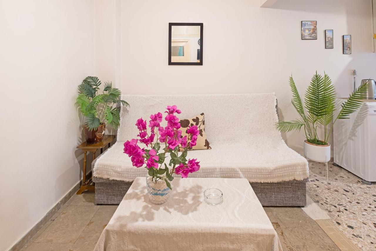 Serenity & Cozy Apartment Kalamata Exterior foto
